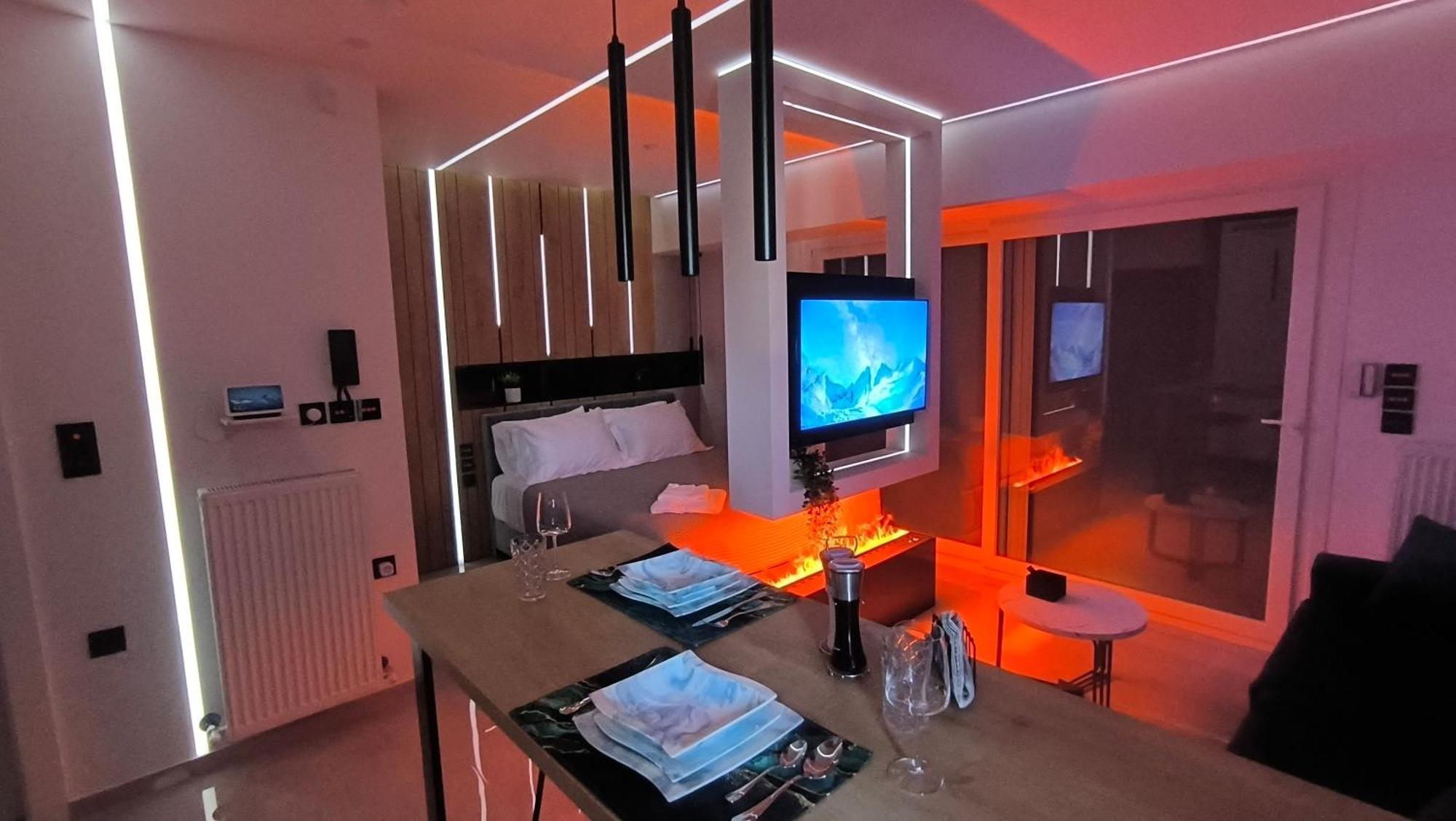 Larisa Absolute Suites, Sky View Smart Home エクステリア 写真