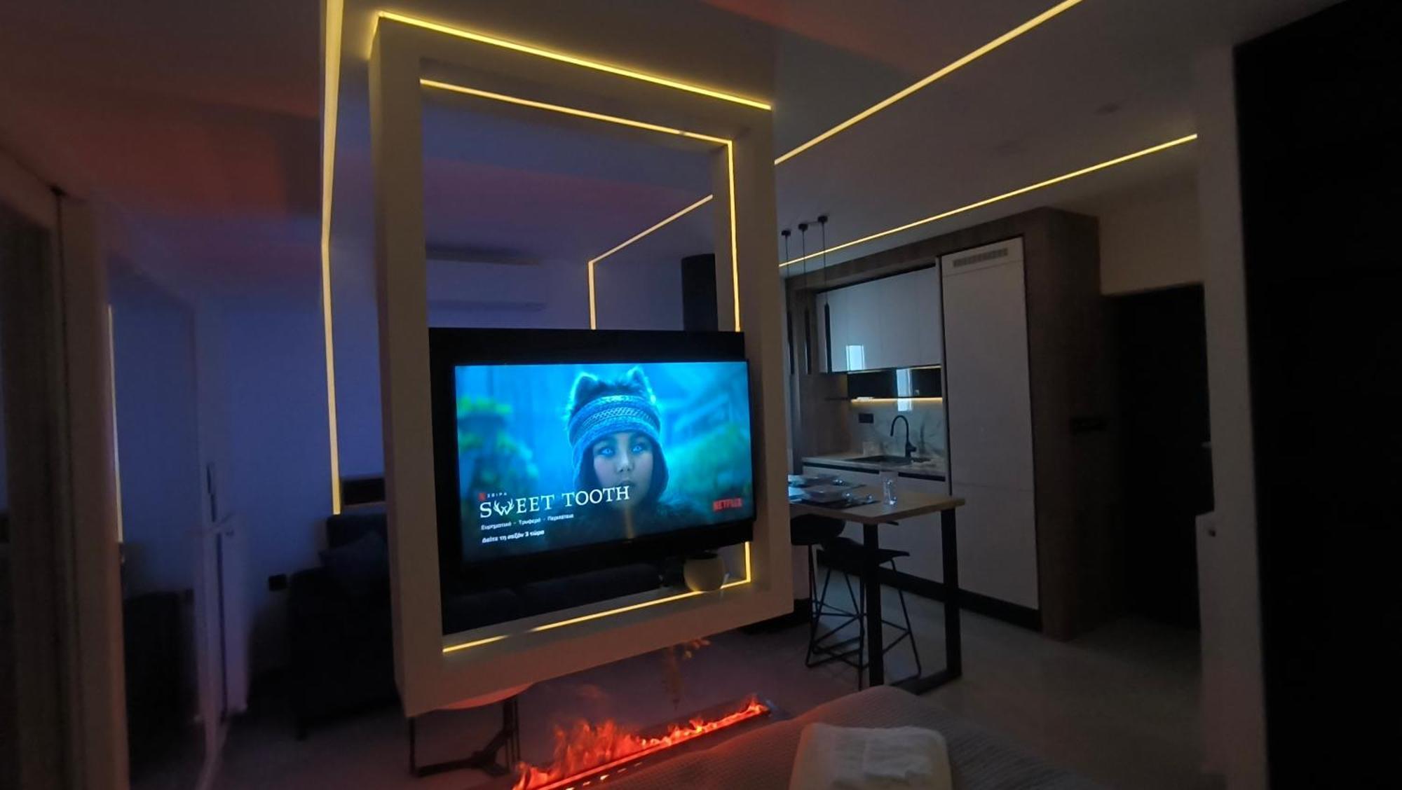 Larisa Absolute Suites, Sky View Smart Home エクステリア 写真
