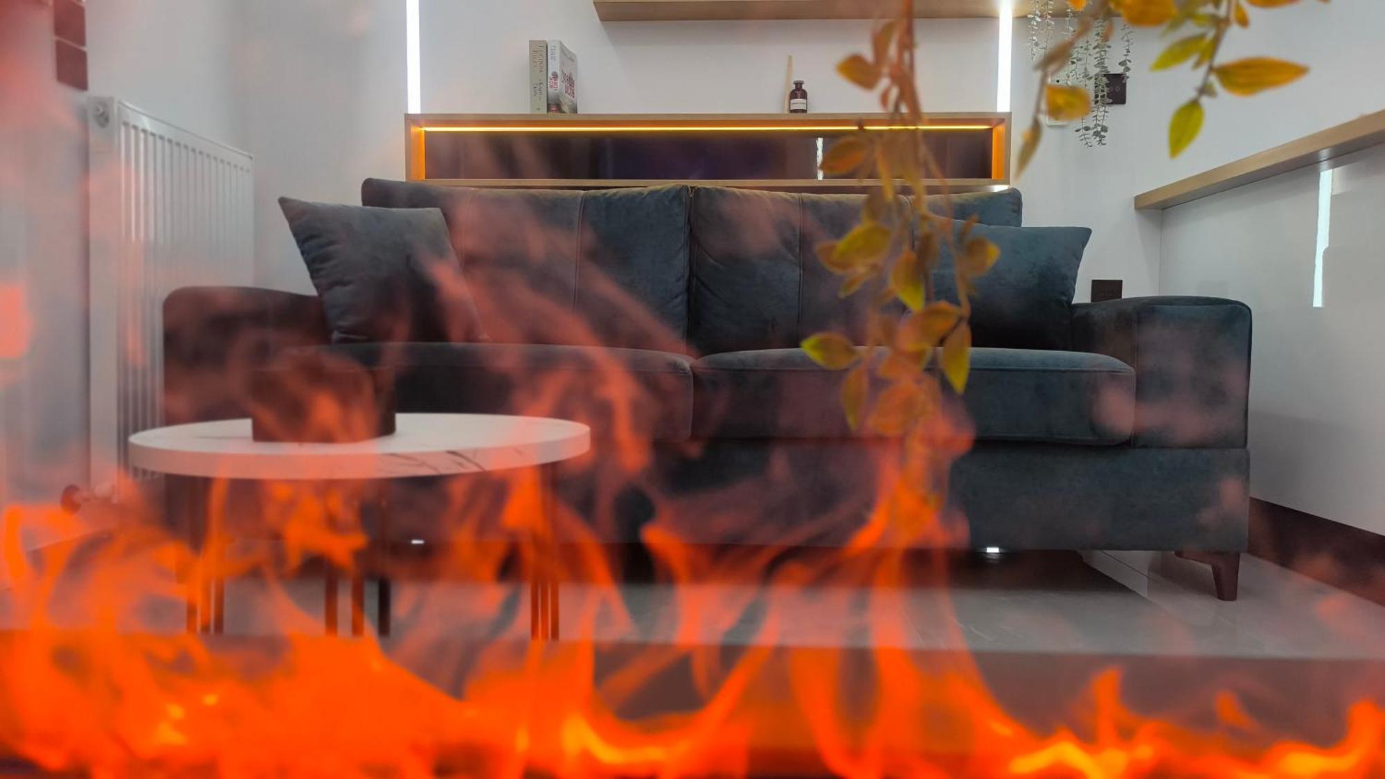 Larisa Absolute Suites, Sky View Smart Home エクステリア 写真