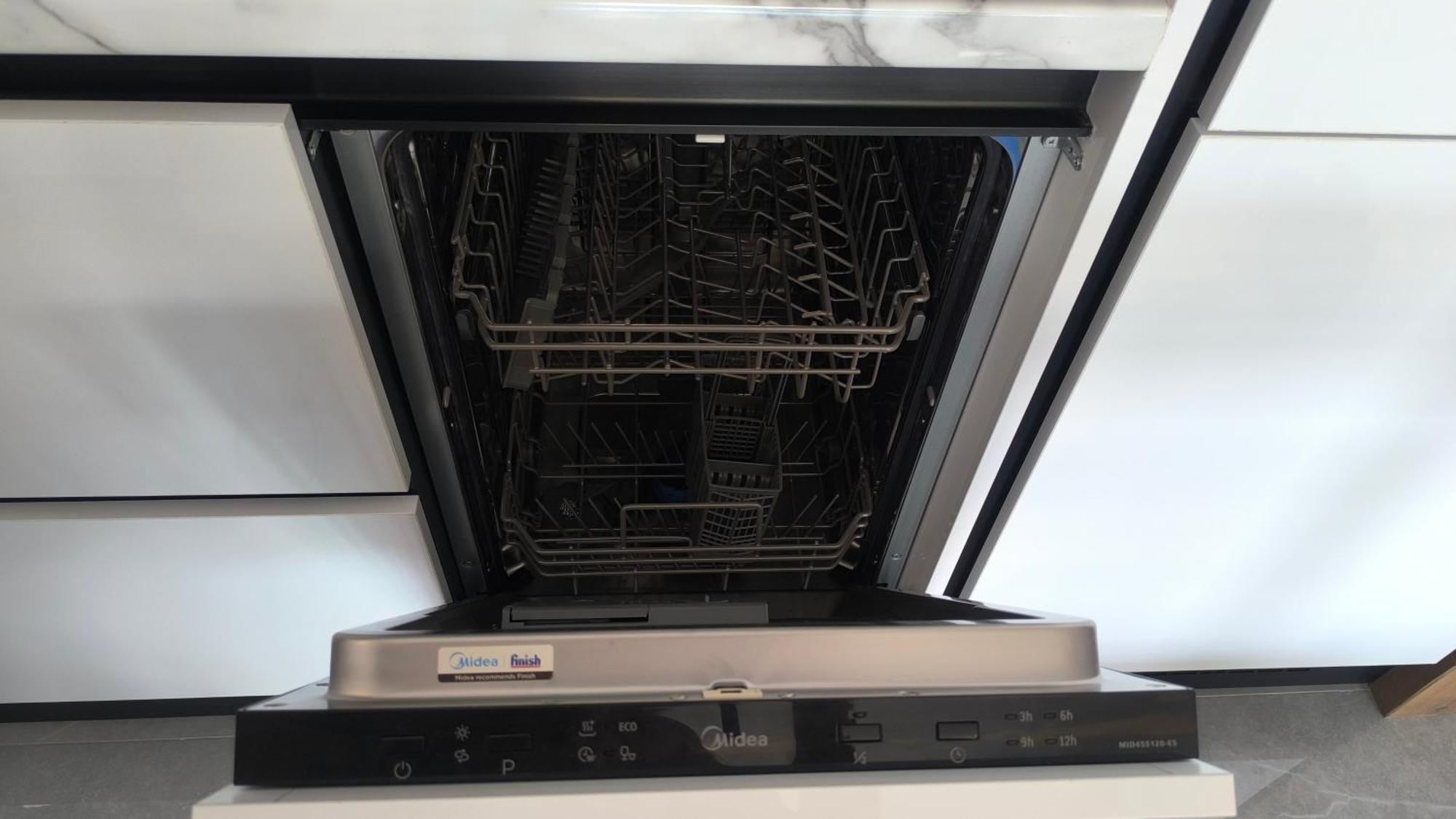 Larisa Absolute Suites, Sky View Smart Home エクステリア 写真