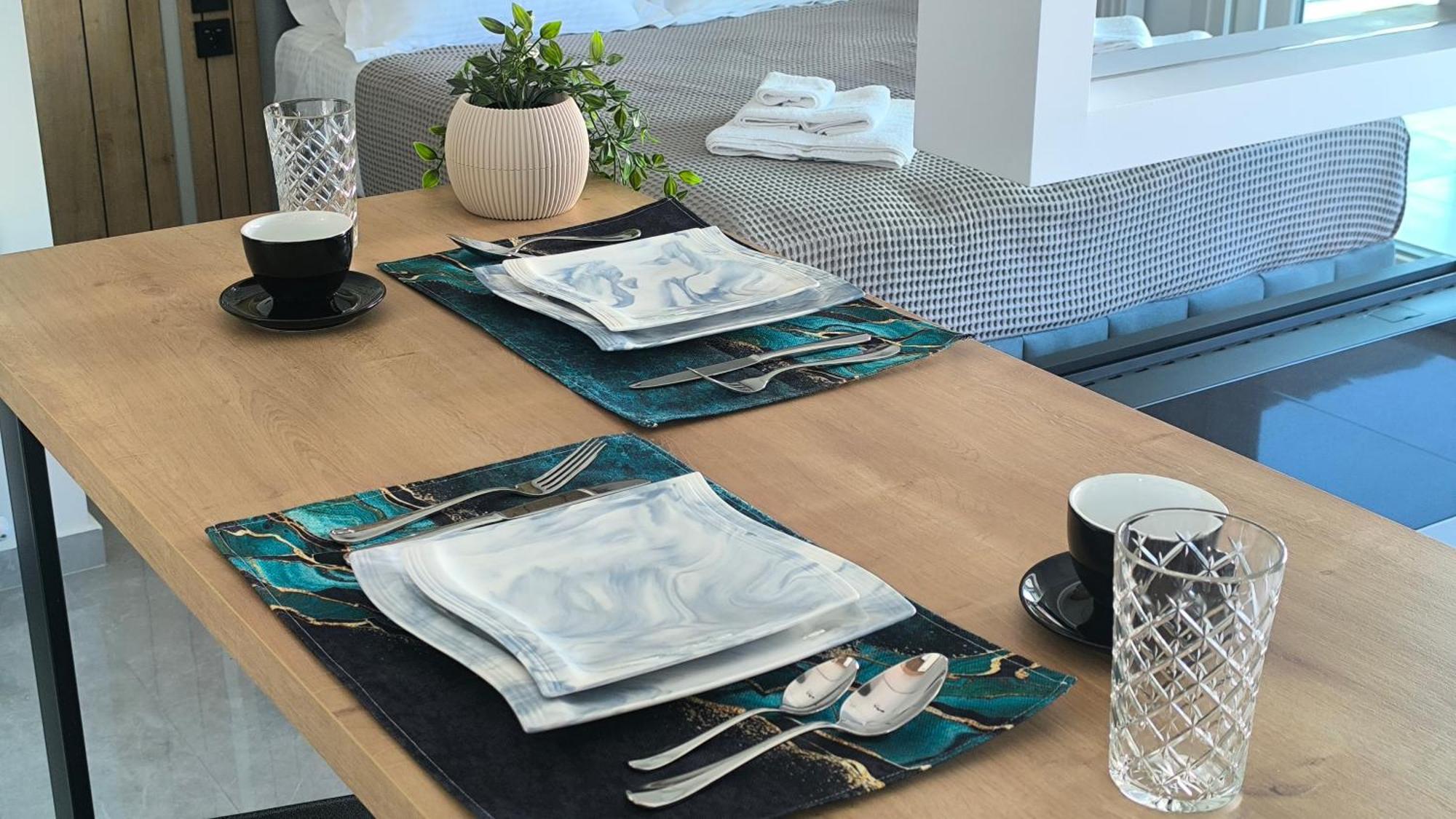 Larisa Absolute Suites, Sky View Smart Home エクステリア 写真