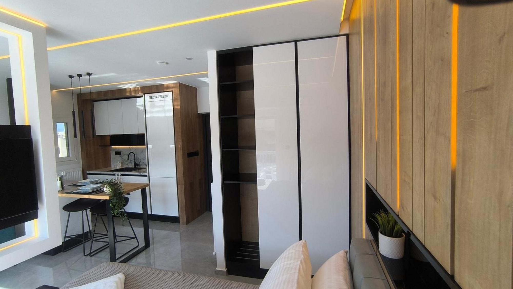 Larisa Absolute Suites, Sky View Smart Home エクステリア 写真